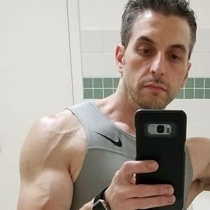 Meet your Posher, Victor